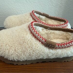 Brand New in Box UGG  Cozy Bootie Cream and Red Slippers Women’s Size 7